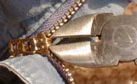 Cut Zip Central Strut